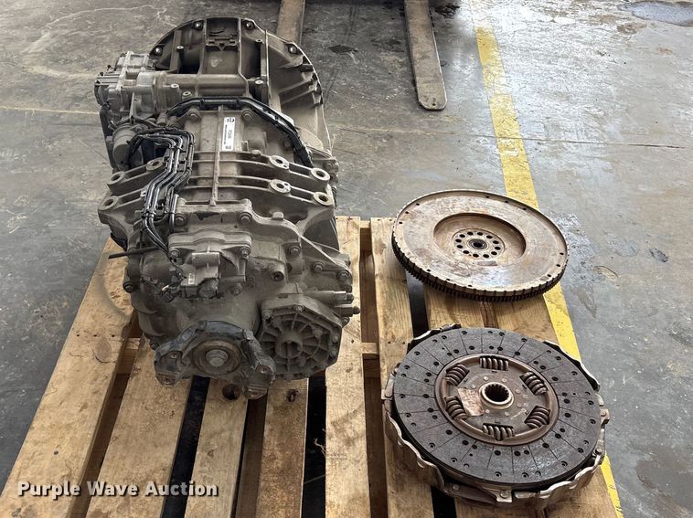 image for item FC2045 Freightliner Cascadia automatic transmission