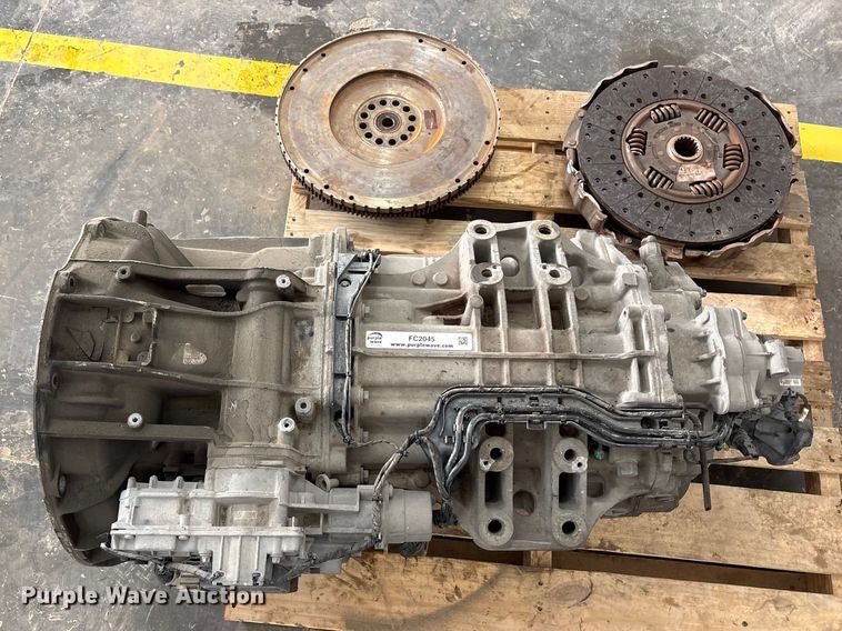 image for item FC2045 Freightliner Cascadia automatic transmission