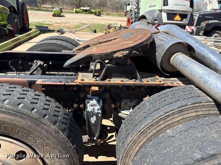 image for item FC2051 2007 Western Star 4900 semi truck