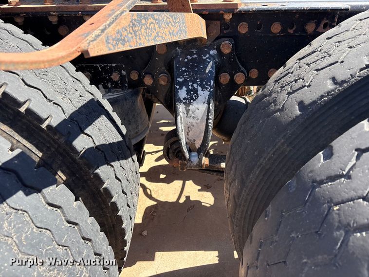 image for item FC2051 2007 Western Star 4900 semi truck