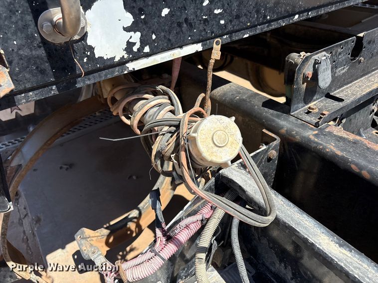 image for item FC2051 2007 Western Star 4900 semi truck