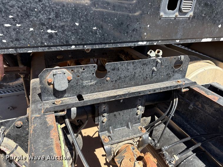 image for item FC2051 2007 Western Star 4900 semi truck