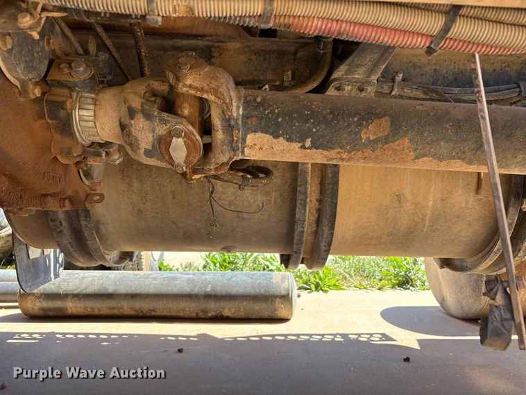 image for item FC2051 2007 Western Star 4900 semi truck