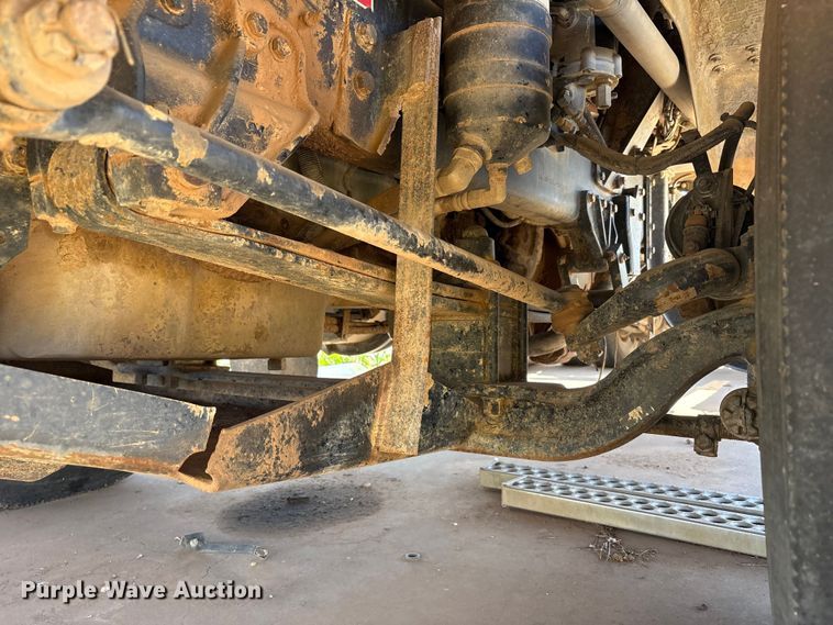 image for item FC2051 2007 Western Star 4900 semi truck