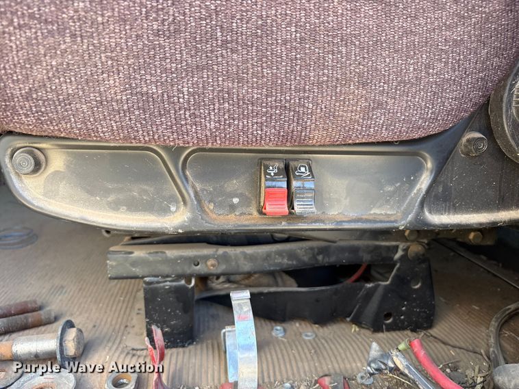 image for item FC2051 2007 Western Star 4900 semi truck