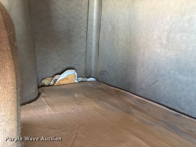 image for item FC2051 2007 Western Star 4900 semi truck