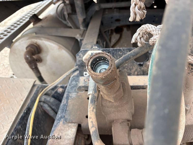 image for item FC2069 2007 Western Star 4900 semi truck