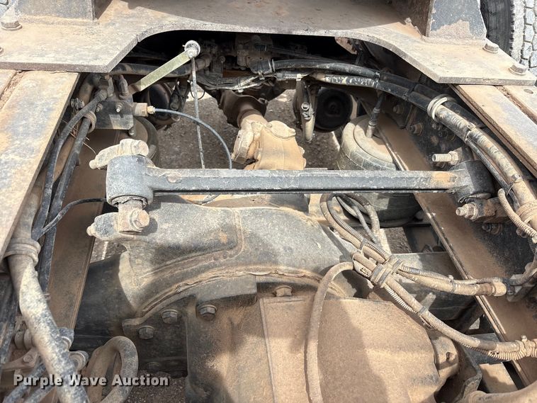 image for item FC2069 2007 Western Star 4900 semi truck