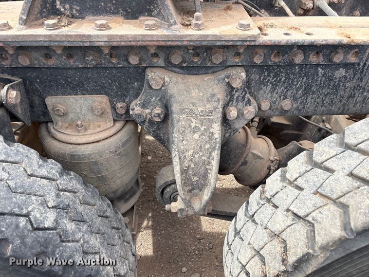 image for item FC2069 2007 Western Star 4900 semi truck