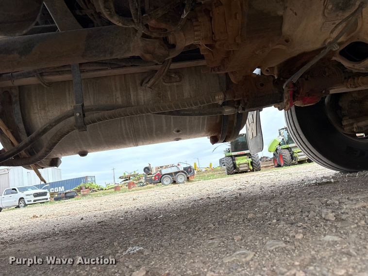 image for item FC2069 2007 Western Star 4900 semi truck