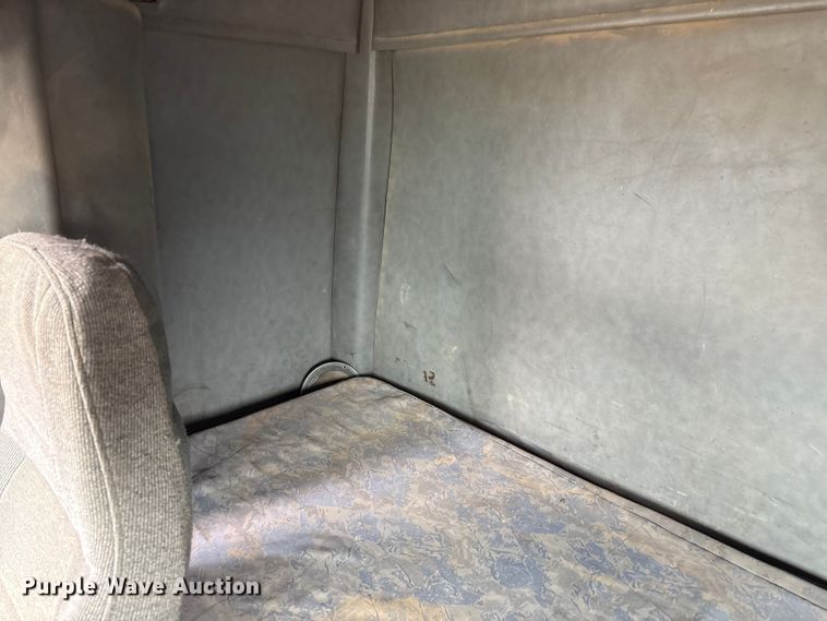 image for item FC2069 2007 Western Star 4900 semi truck