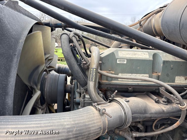 image for item FC2069 2007 Western Star 4900 semi truck