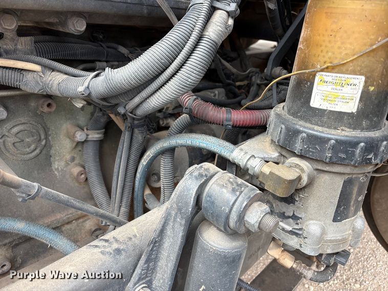 image for item FC2069 2007 Western Star 4900 semi truck