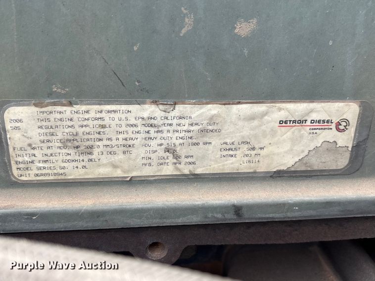 image for item FC2069 2007 Western Star 4900 semi truck