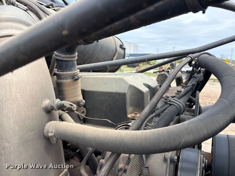 image for item FC2069 2007 Western Star 4900 semi truck