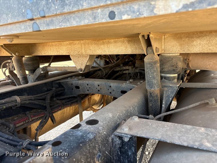 image for item FC2070 2007 Western Star 4900EX semi truck