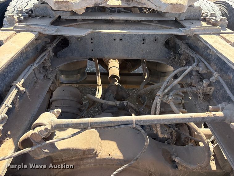 image for item FC2070 2007 Western Star 4900EX semi truck