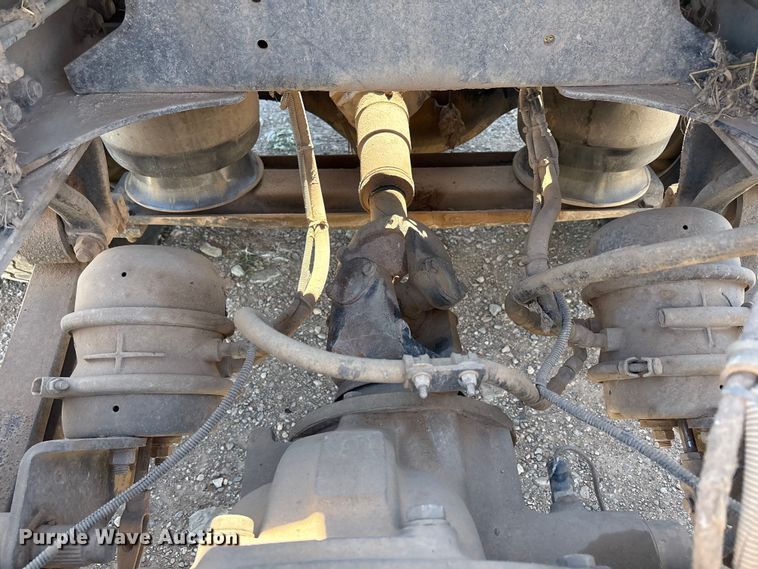 image for item FC2070 2007 Western Star 4900EX semi truck