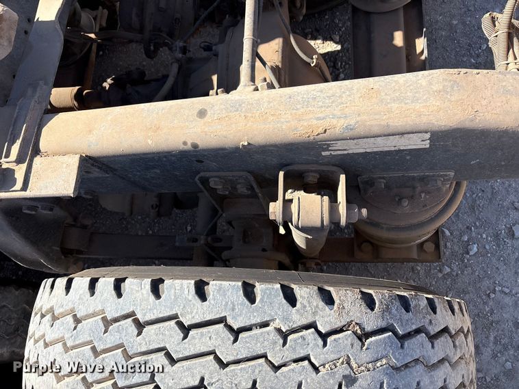 image for item FC2070 2007 Western Star 4900EX semi truck