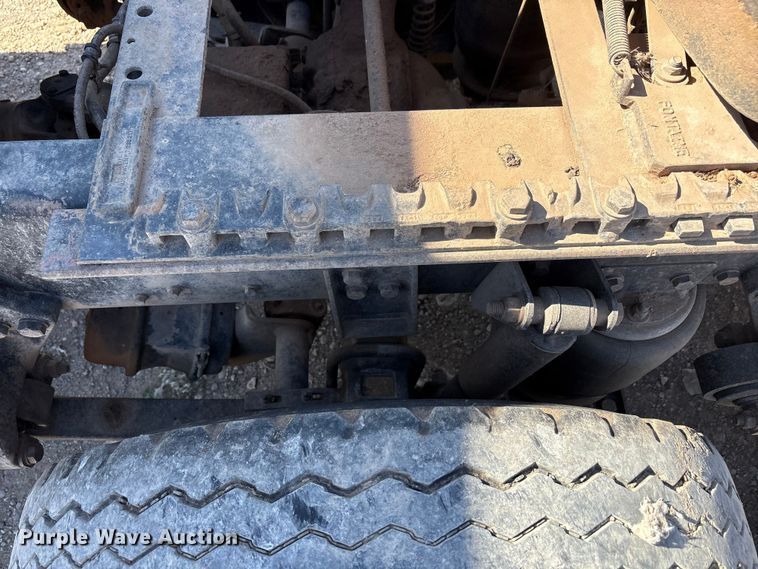 image for item FC2070 2007 Western Star 4900EX semi truck