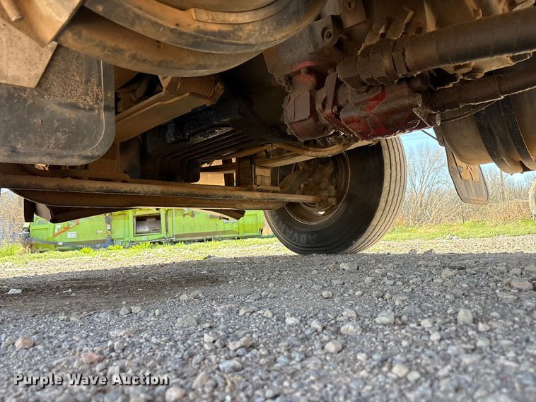 image for item FC2070 2007 Western Star 4900EX semi truck
