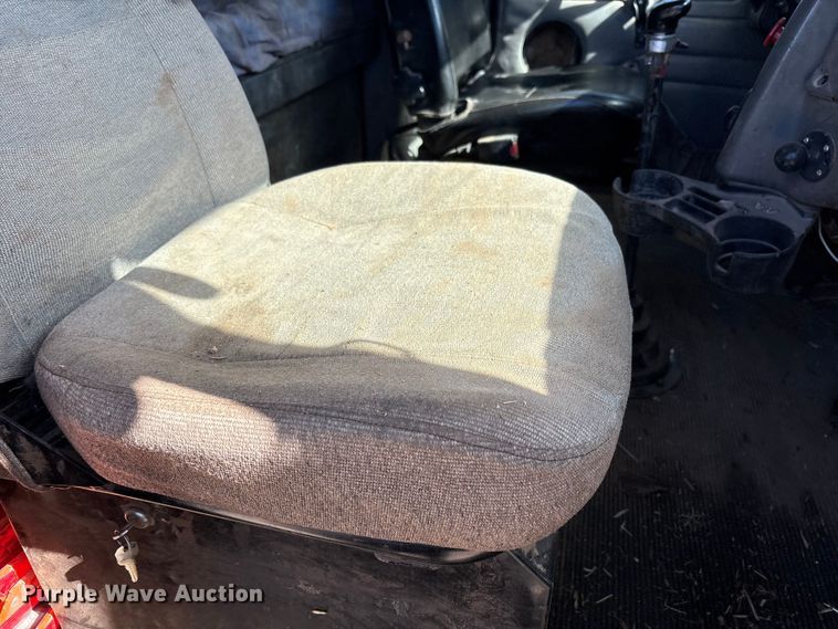 image for item FC2070 2007 Western Star 4900EX semi truck
