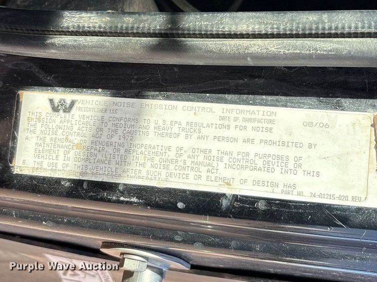 image for item FC2070 2007 Western Star 4900EX semi truck