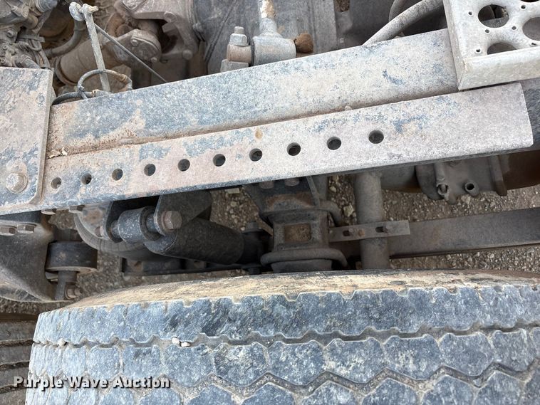 image for item FC2073 2007 Western Star 4900EX semi truck