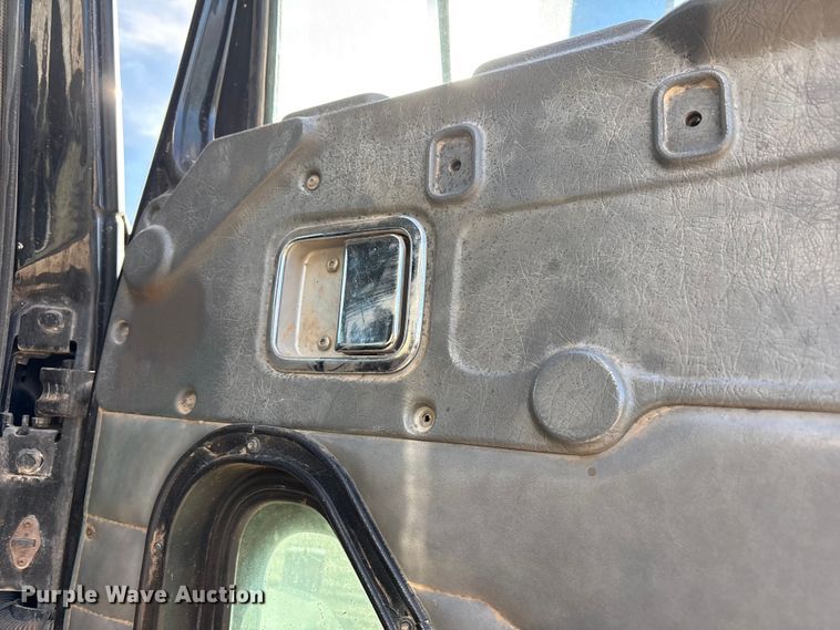 image for item FC2073 2007 Western Star 4900EX semi truck