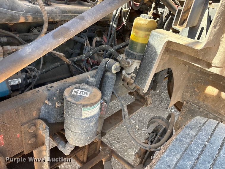image for item FC2073 2007 Western Star 4900EX semi truck