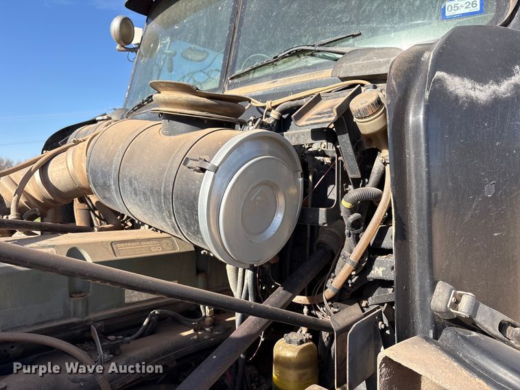 image for item FC2073 2007 Western Star 4900EX semi truck