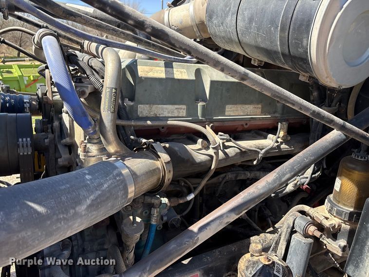 image for item FC2076 2007 Western Star 4900EX semi truck