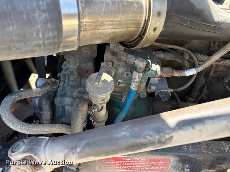 image for item FC2076 2007 Western Star 4900EX semi truck