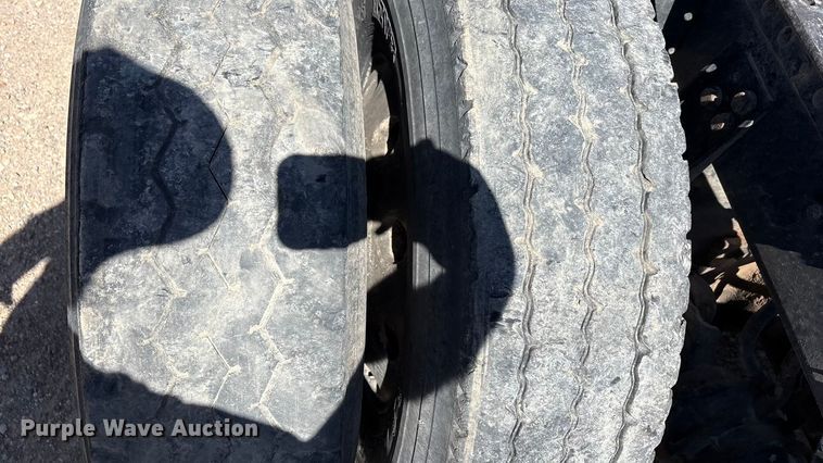 image for item FC2076 2007 Western Star 4900EX semi truck