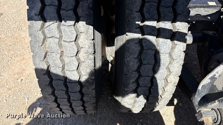 image for item FC2076 2007 Western Star 4900EX semi truck