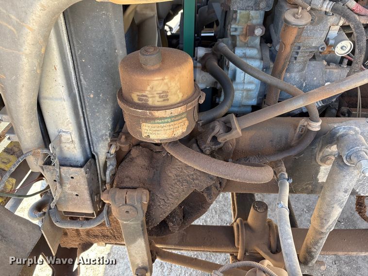 image for item FC2084 2007 Freightliner Classic semi truck