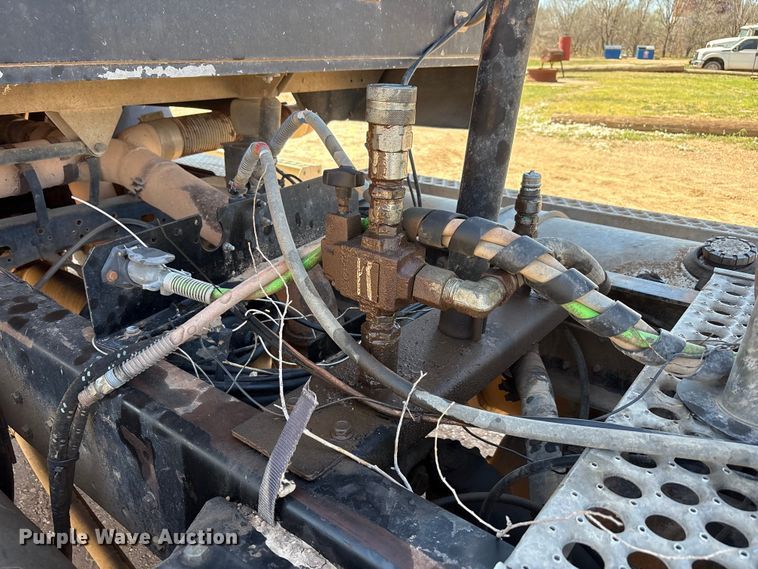 image for item FC2085 2008 Western Star 4900EX semi truck