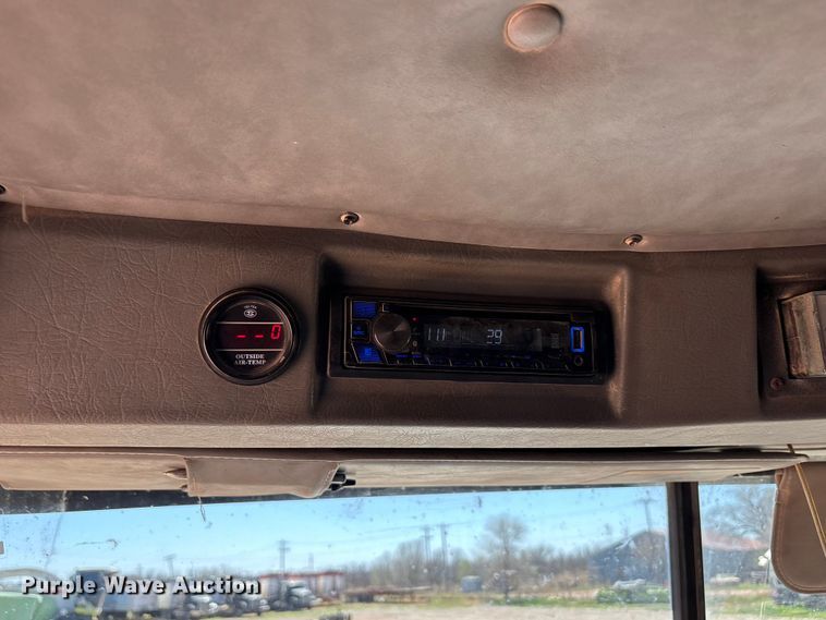 image for item FC2085 2008 Western Star 4900EX semi truck