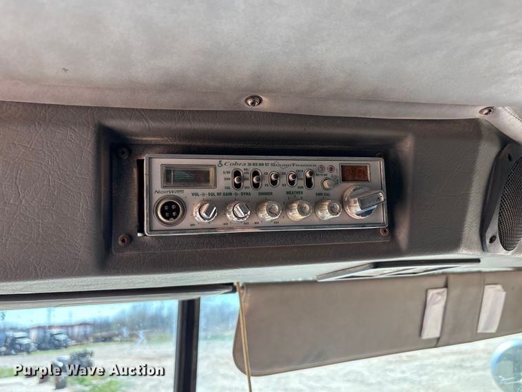 image for item FC2085 2008 Western Star 4900EX semi truck