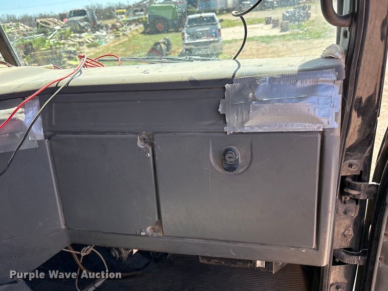 image for item FC2085 2008 Western Star 4900EX semi truck