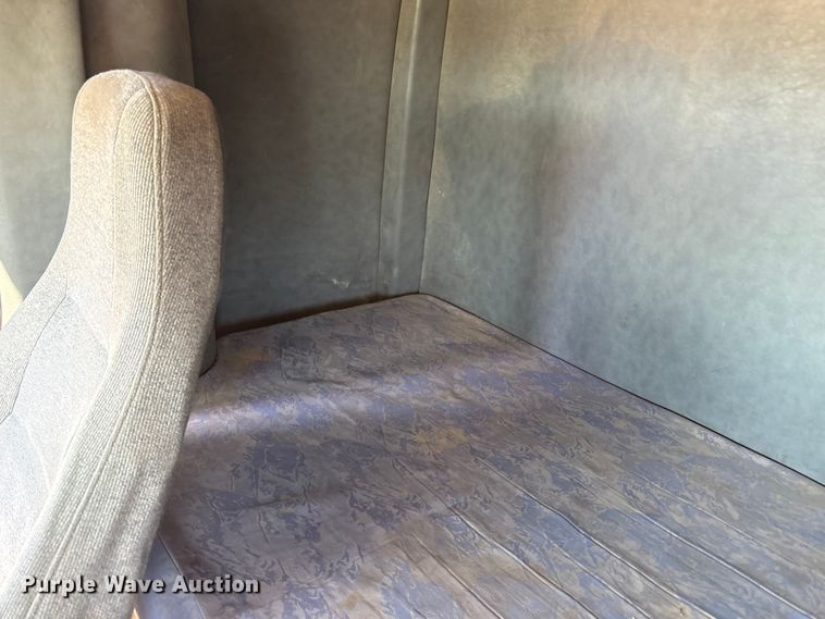 image for item FC2085 2008 Western Star 4900EX semi truck