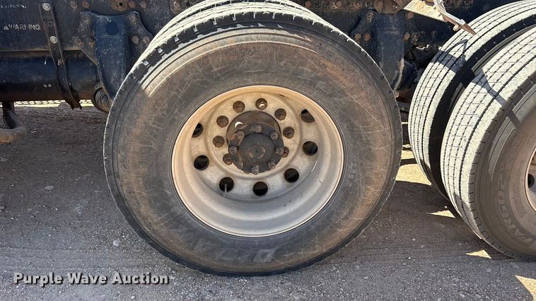 image for item FC2085 2008 Western Star 4900EX semi truck