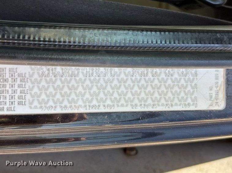 image for item FC2085 2008 Western Star 4900EX semi truck
