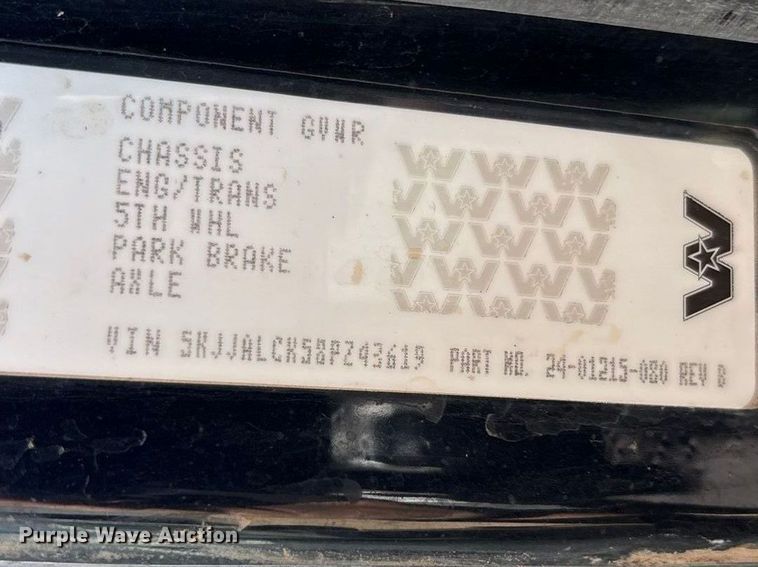 image for item FC2085 2008 Western Star 4900EX semi truck