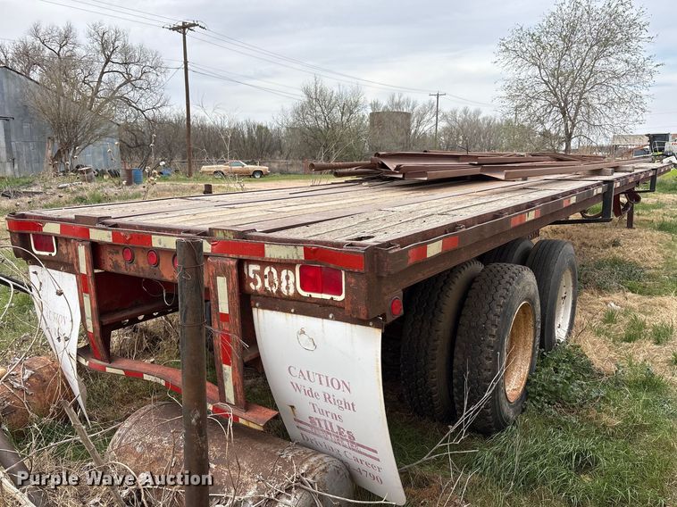 image for item FC2088 1982 Aztec flatbed trailer