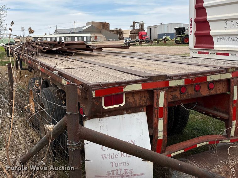 image for item FC2088 1982 Aztec flatbed trailer