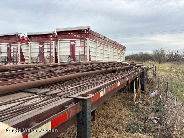 image for item FC2088 1982 Aztec flatbed trailer