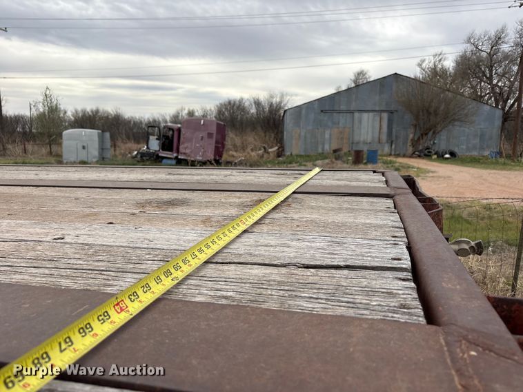 image for item FC2088 1982 Aztec flatbed trailer