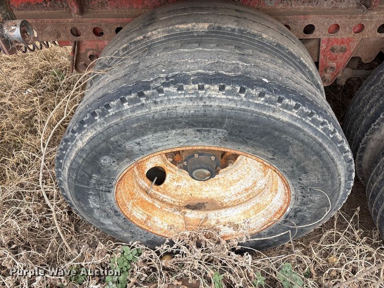 image for item FC2088 1982 Aztec flatbed trailer