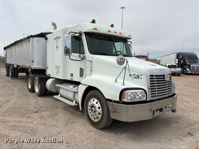 image for item FC2197 2005 Freightliner CST120 semi truck